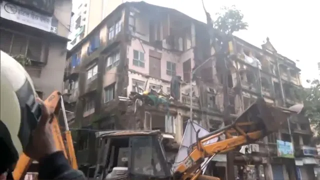 mumbai-building-collapse-casualties-injuries-in-rubinissa-manzil-building-collapse-on-grant-road-latest-updates